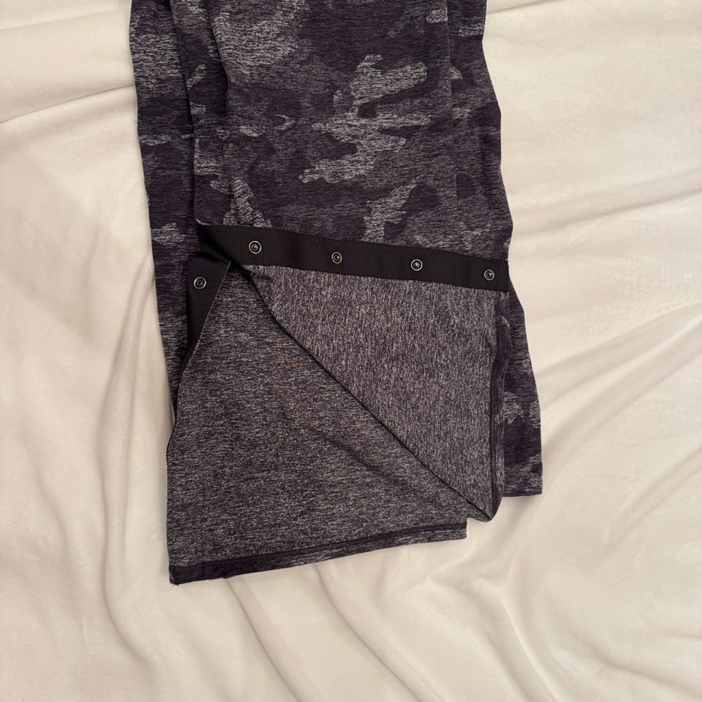 Lululemon Gray Camouflage Snap Button infinity scarf